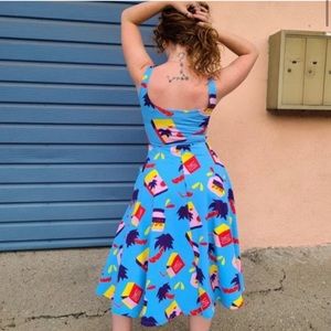 Nooworks Vacation Dress in Snacks- size XL